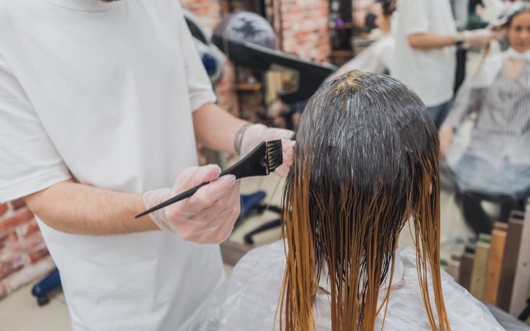 Alerte de l’ANSES pour les salons de coiffure et les commerces de produits cosmétiques